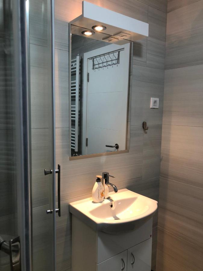 Apartment Iris Novi Sad Bagian luar foto